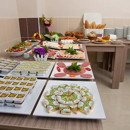 Birlik Apartahotel 3*
