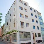 Birlik Aparthotel 3*