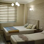 Birlik Aparthotel 3*
