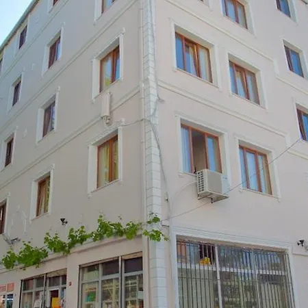Aparthotel Birlik 3*