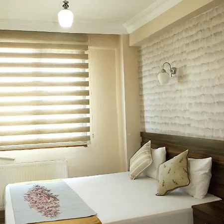 Birlik Aparthotel 3*