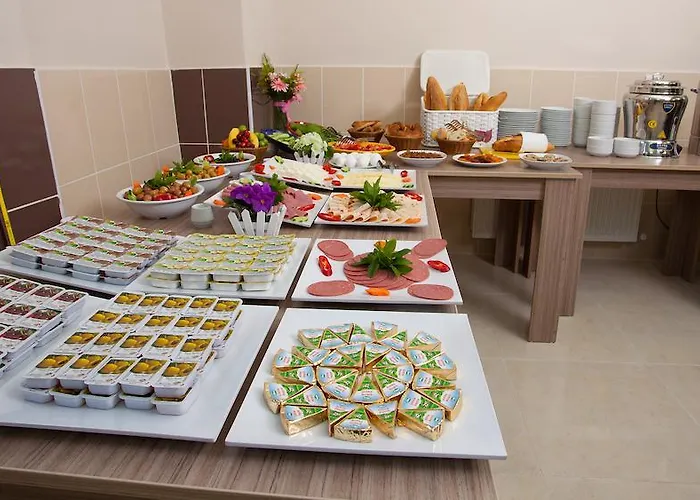 Birlik Hotel Ξενοδοχείο με διαμερίσματα 3*