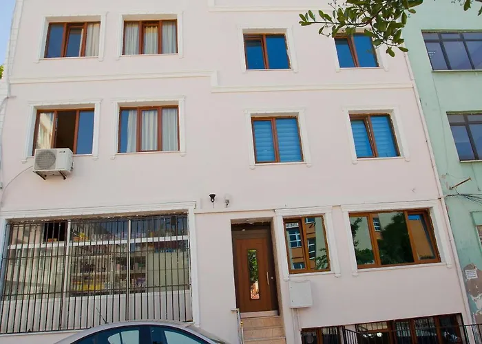 Birlik Апарт-отель 3*